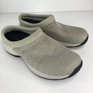 Merrell Gray Mesh Slippers